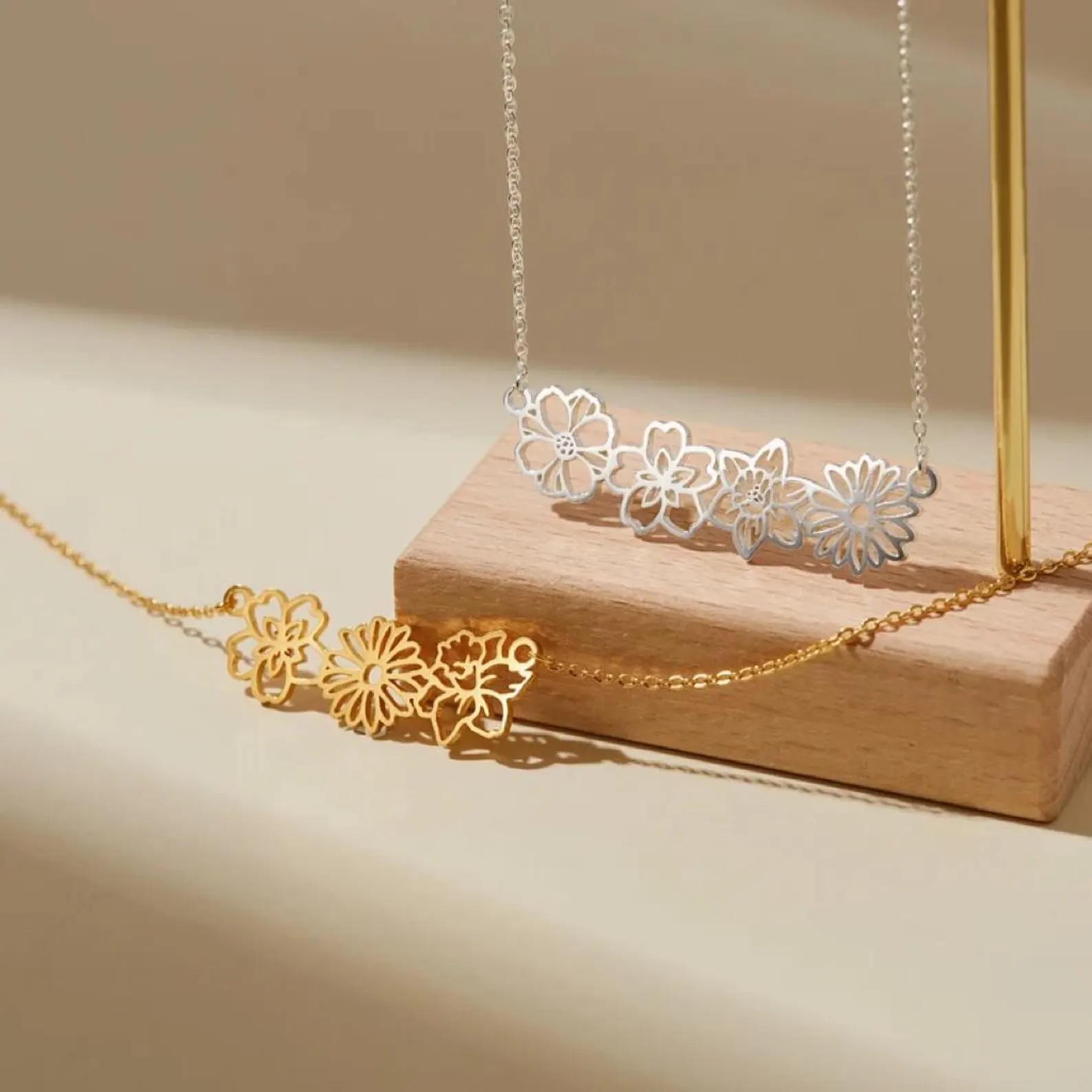 Amaxer Özel Çoklu Doğum Çiçek  - Birth Flower Necklace incelemesi ve fiyatı